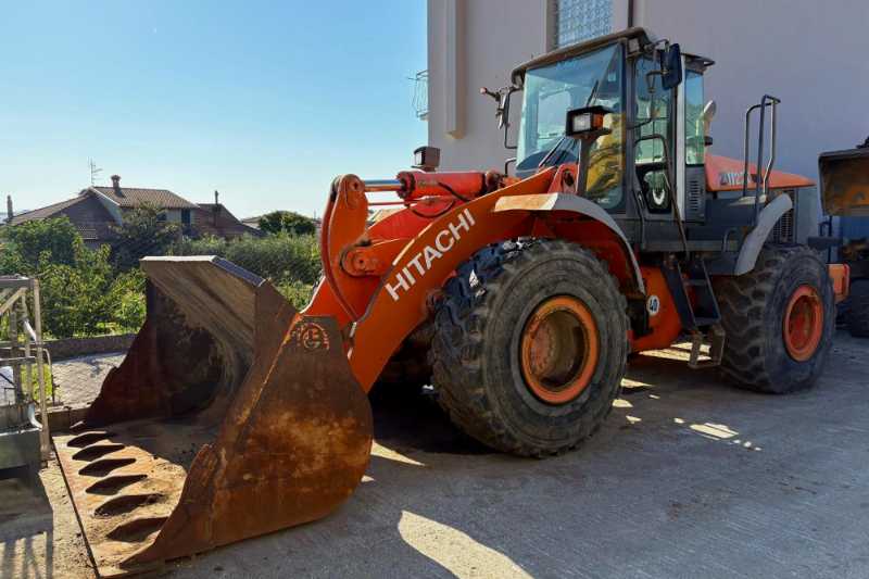OmecoHub - Immagine HITACHI ZX220